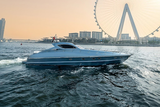 Where to Experience Sunset Cruises with Yacht Rentals in Dubai